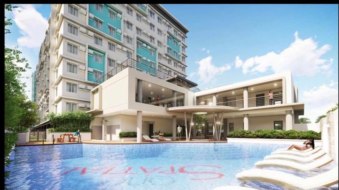 One Spatial Two Bedroom Condominium Unit With Pool And Gym Free Netflix And Wifi Iloilo City Buitenkant foto