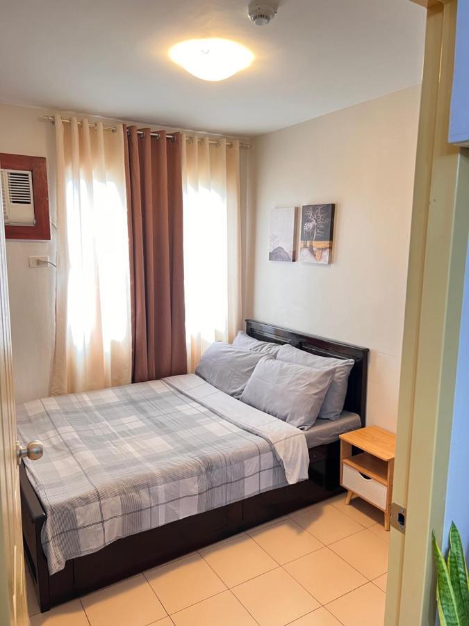 One Spatial Two Bedroom Condominium Unit With Pool And Gym Free Netflix And Wifi Iloilo City Buitenkant foto